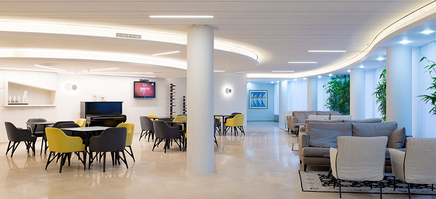 לובי בבית בכפר סבא