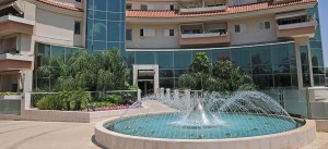 הכניסה לבית בנורידה, מגדלי הים התיכון