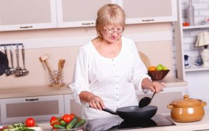 סדנת בישול בדיור מוגן