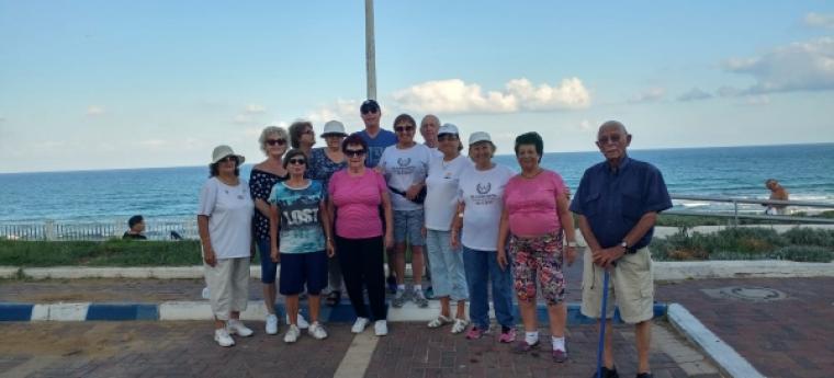 צעידה בים לפוסט